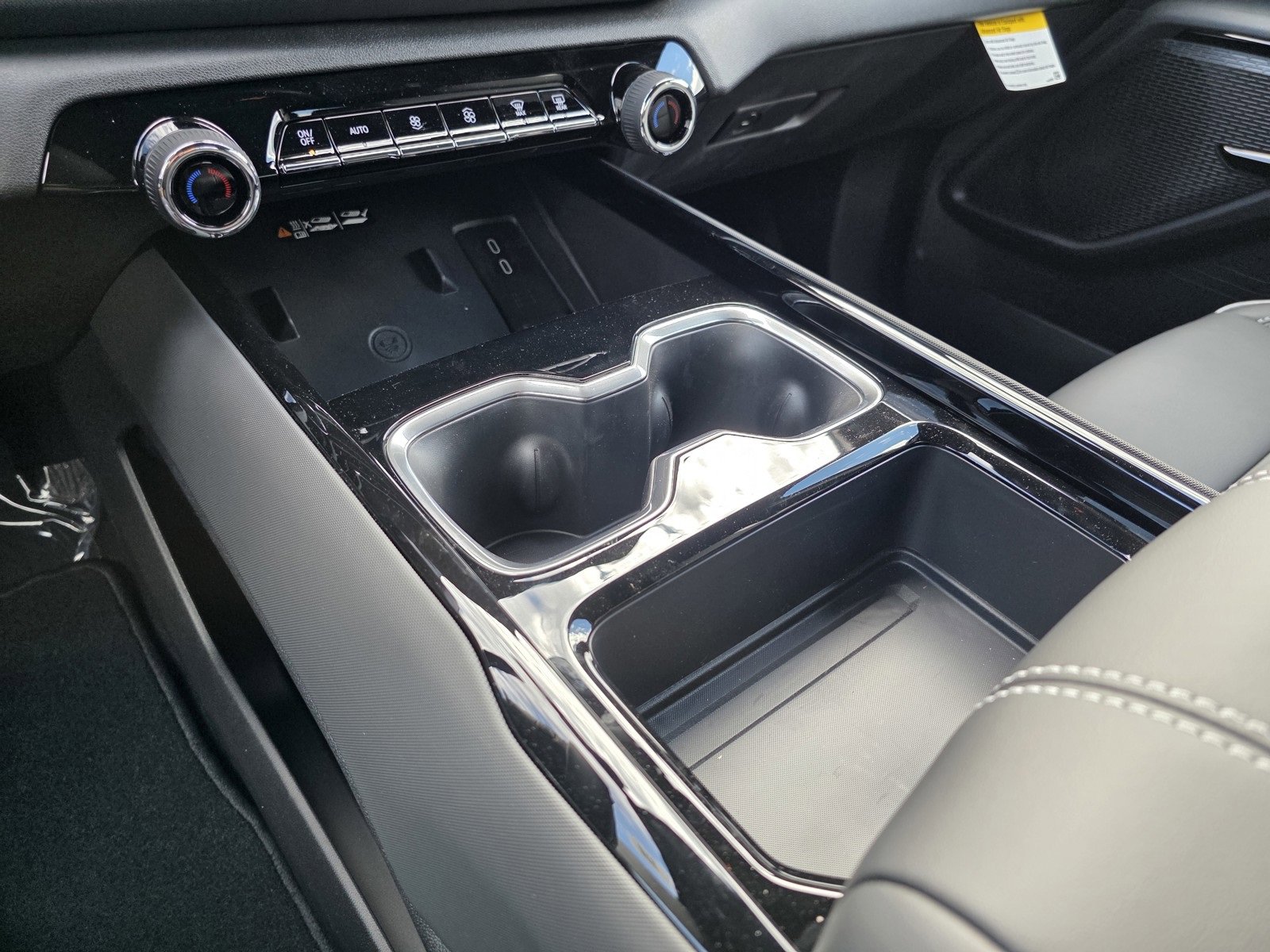 New 2026 Chevrolet Silverado EV LT image 28