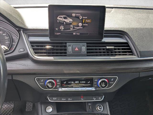 Used 2020 Audi Q5 2.0T Premium w/ Convenience Package AWD/4WD image 8