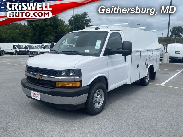 New 2025 Chevrolet Express 3500 w/ Power Convenience Package