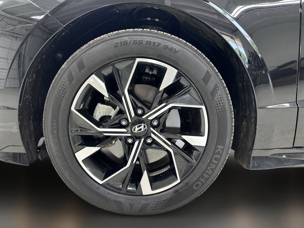Certified 2025 Hyundai Sonata SEL FWD image 11