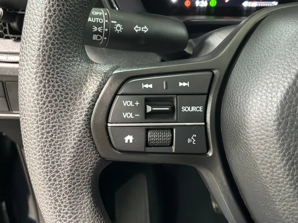 Used 2025 Honda CR-V EX image 9