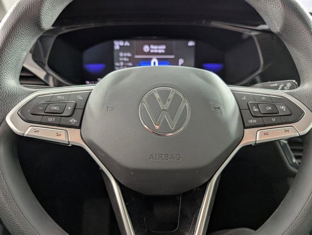 Used 2022 Volkswagen Taos S image 18