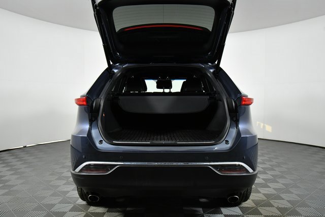 Used 2023 Toyota Venza XLE image 25