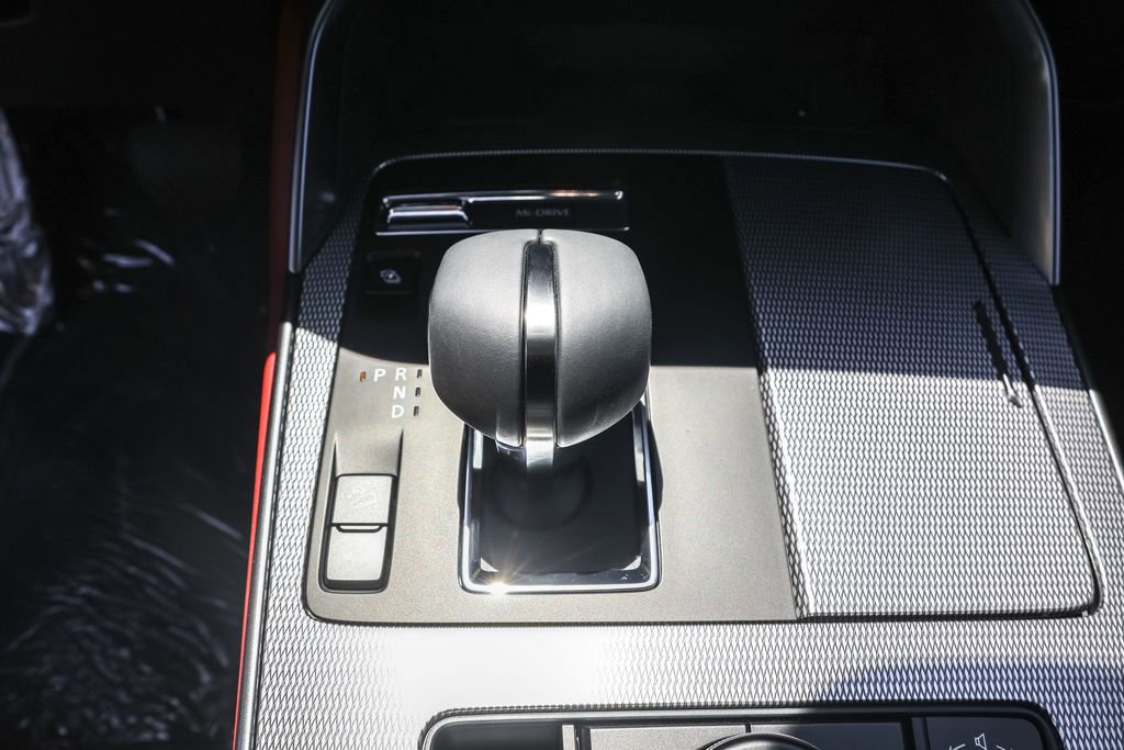 Used 2025 MAZDA CX-70 Plug-In Hybrid w/ Premium Plus image 26