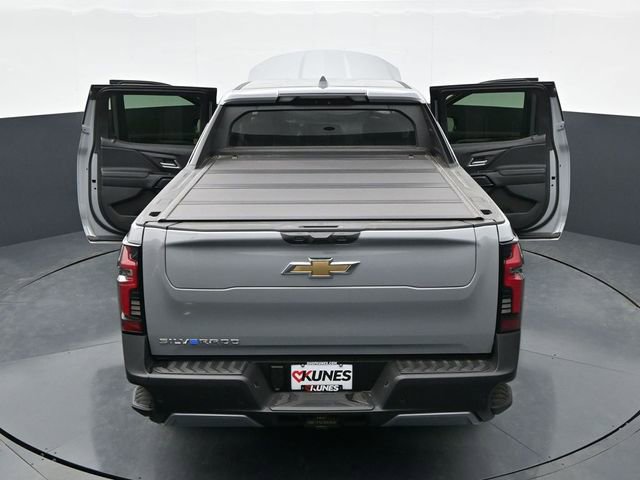 New 2026 Chevrolet Silverado EV LT AWD/4WD image 42