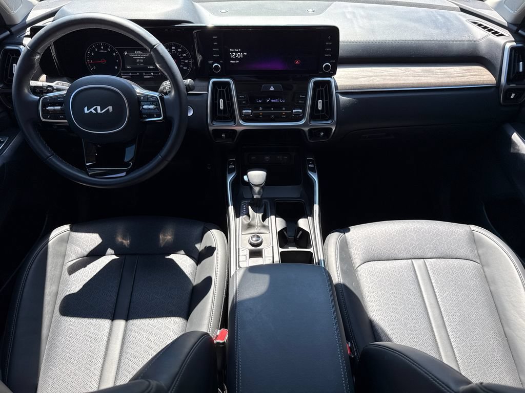 Used 2023 Kia Sorento X-Line EX AWD/4WD image 11