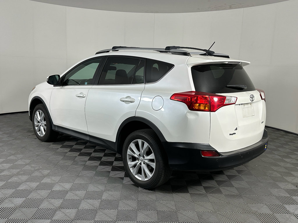Used 2014 Toyota RAV4 Limited AWD/4WD image 4