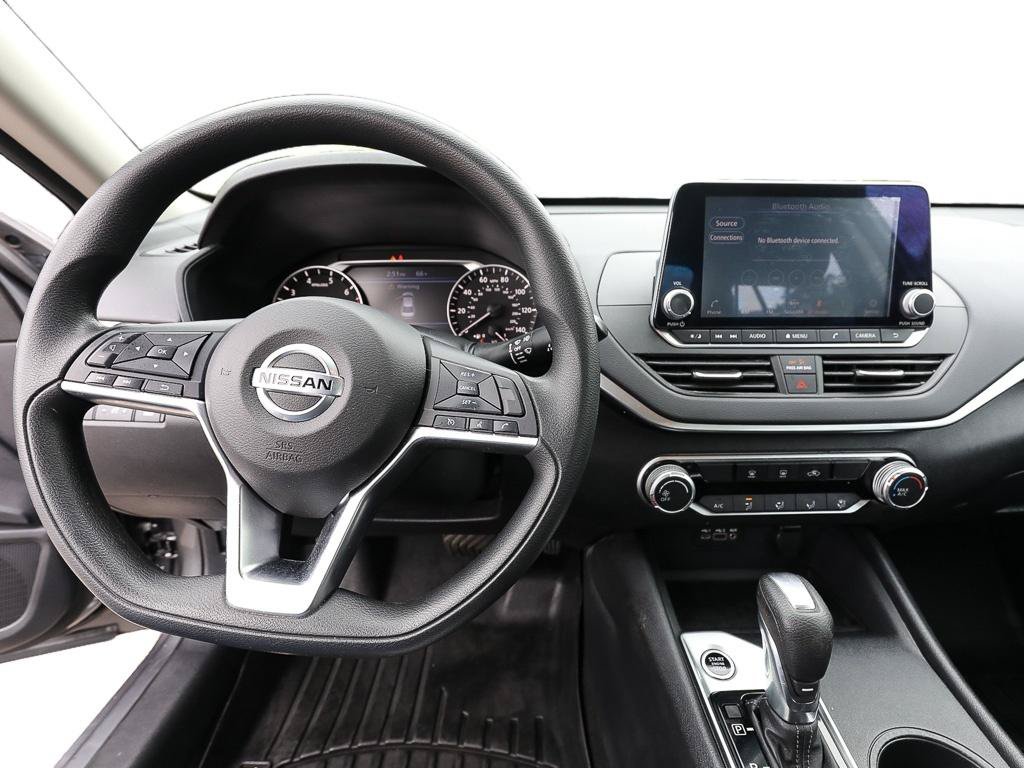 Used 2020 Nissan Altima 2.5 S AWD/4WD image 13