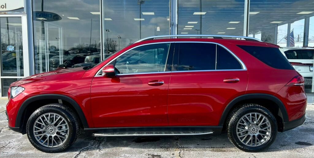 Used 2021 Mercedes-Benz GLE 350 4MATIC image 2