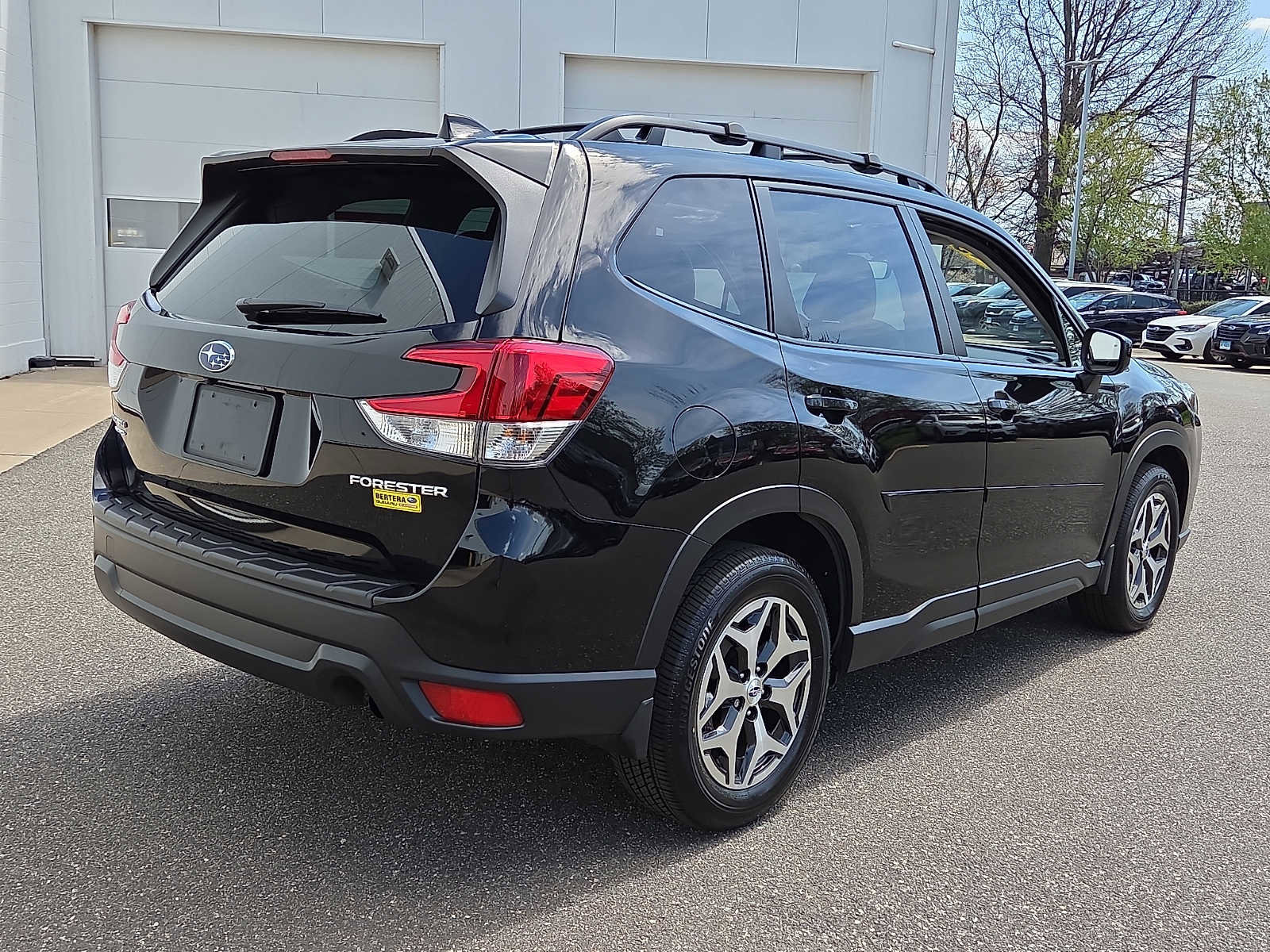 Used 2023 Subaru Forester Premium image 6
