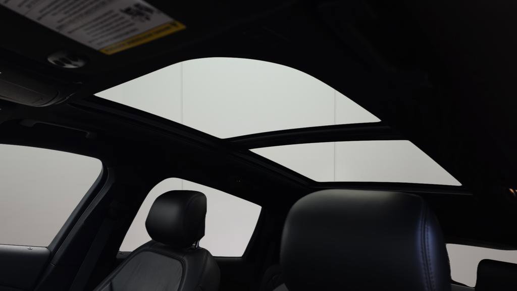 Used 2020 Lincoln Nautilus Reserve w/ Equipment Group 201A image 11