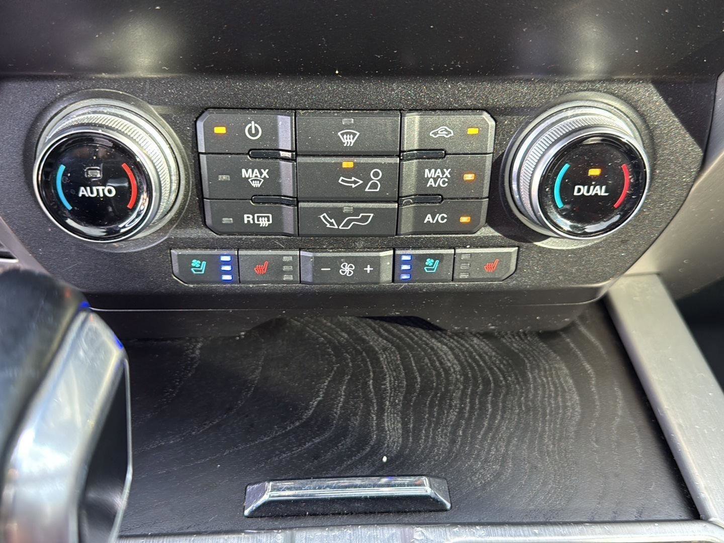 Used 2020 Ford F150 Platinum w/ Technology Package image 19