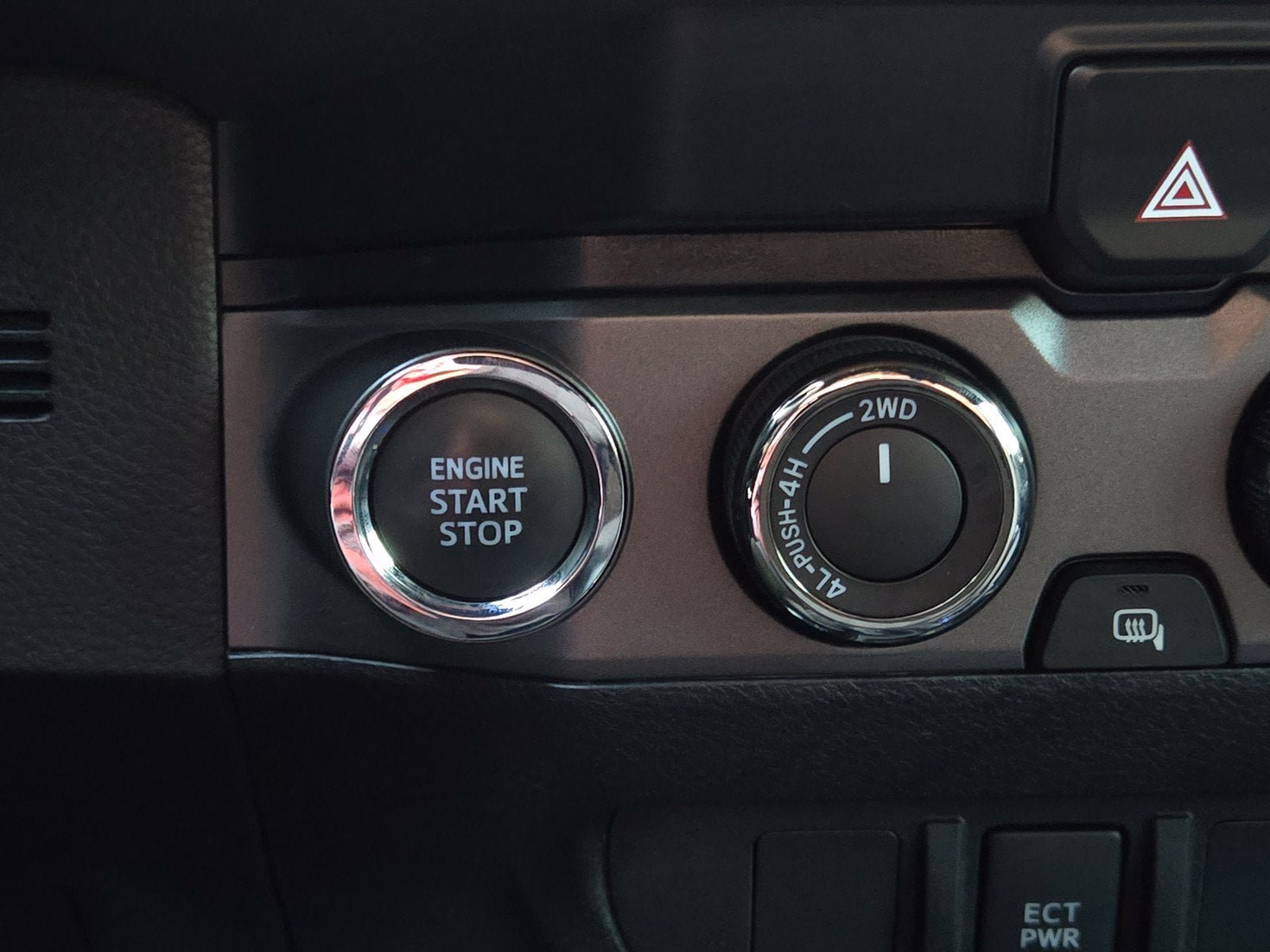 Certified 2023 Toyota Tacoma TRD Off-Road AWD/4WD image 19