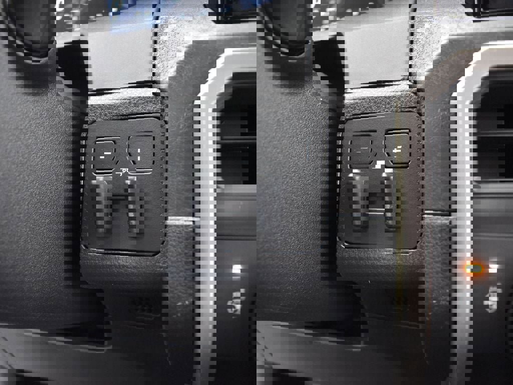 New 2025 Toyota Tacoma Limited w/ Tow Tech Package image 29