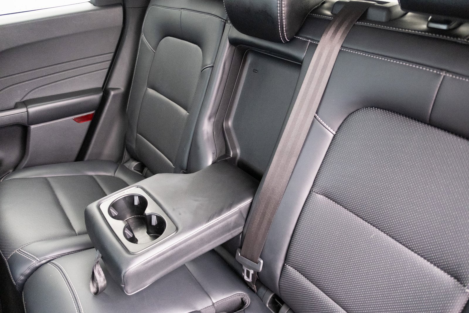 Used 2021 Ford Escape Titanium image 20