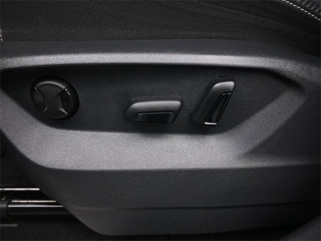 Certified 2024 Volkswagen Atlas Cross Sport SE image 33