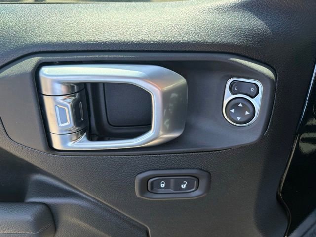 New 2026 Jeep Gladiator Sport AWD/4WD image 10
