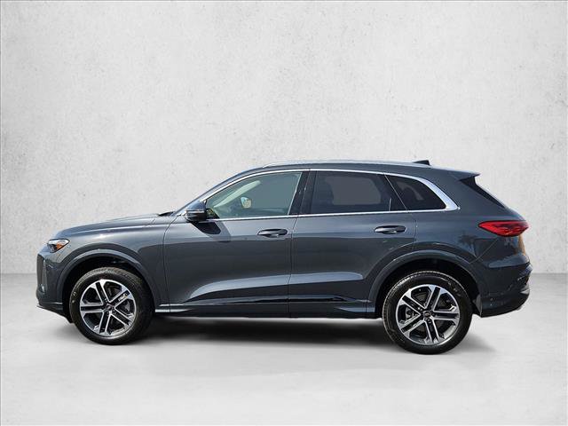 Certified 2025 Audi Q5 Premium w/ Convenience Package AWD/4WD image 8
