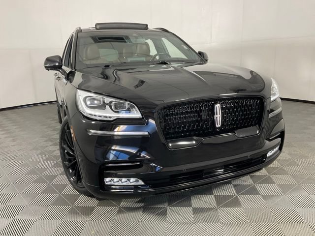 Used 2023 Lincoln Aviator Reserve w/ Equipment Group 201A AWD/4WD image 8