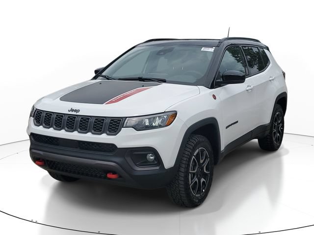 New 2026 Jeep Compass Trailhawk w/ Sun, Sound & Navigation Group AWD/4WD image 2