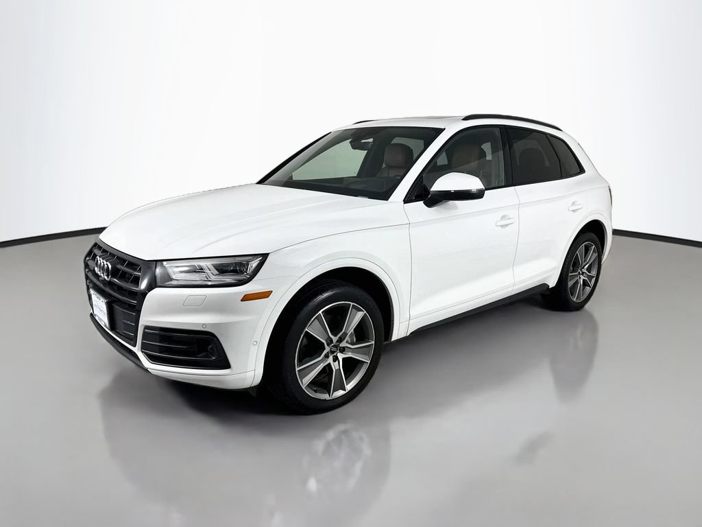 Used 2020 Audi Q5 Prestige w/ Prestige Package AWD/4WD image 1