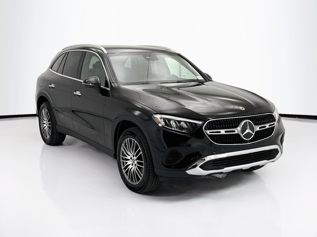 Certified 2026 Mercedes-Benz GLC 300 image 3