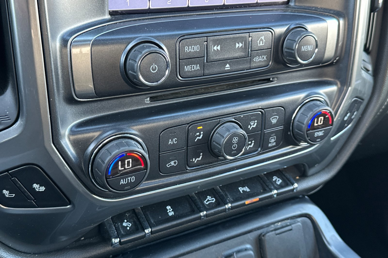 Used 2016 Chevrolet Silverado 1500 LTZ Z71 w/ LTZ Plus Package image 30