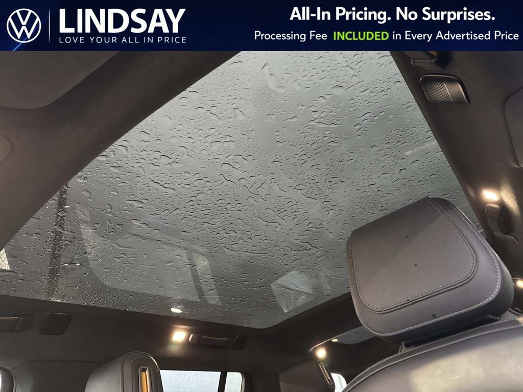 Used 2024 Rivian R1S Adventure image 19