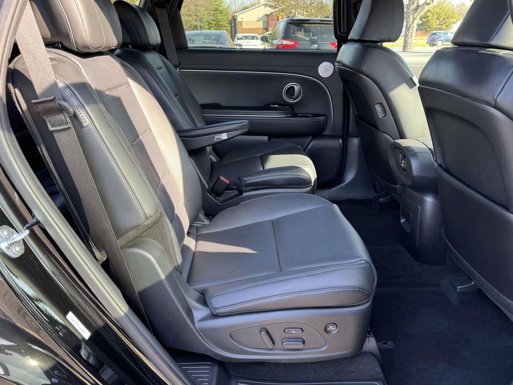 Used 2026 Hyundai Palisade Calligraphy image 15