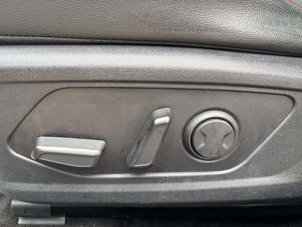 Used 2022 Hyundai Elantra N Line image 12