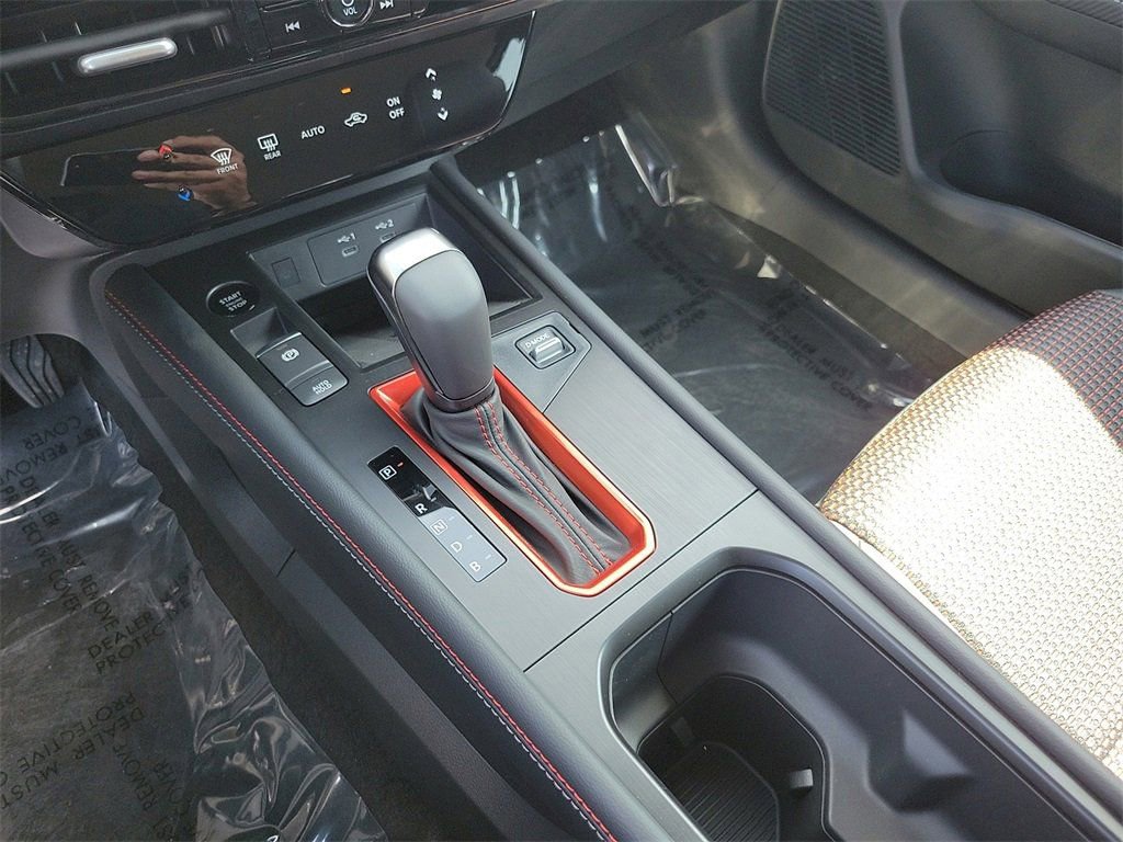 New 2026 Nissan Kicks SR image 10