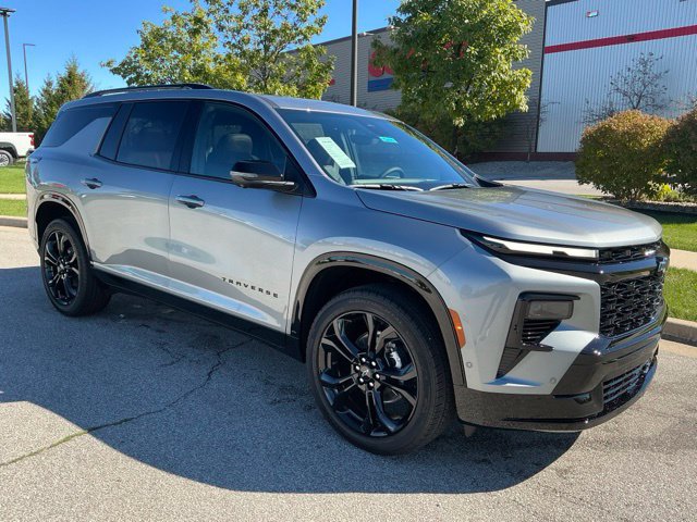 New 2027 Chevrolet Traverse RS w/ LPO, Floor Liner Package AWD/4WD image 2