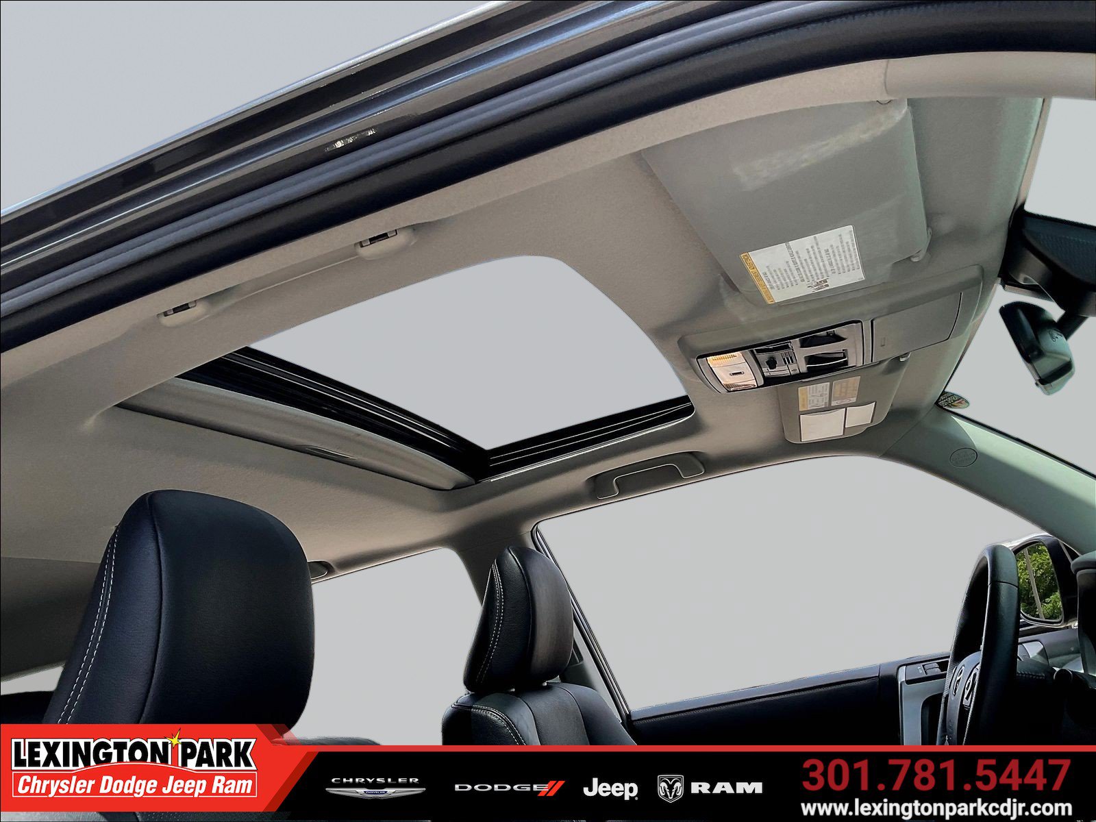 Used 2023 Toyota 4Runner Limited AWD/4WD image 26