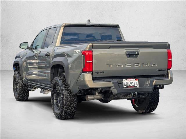 Used 2025 Toyota Tacoma TRD Off-Road image 8