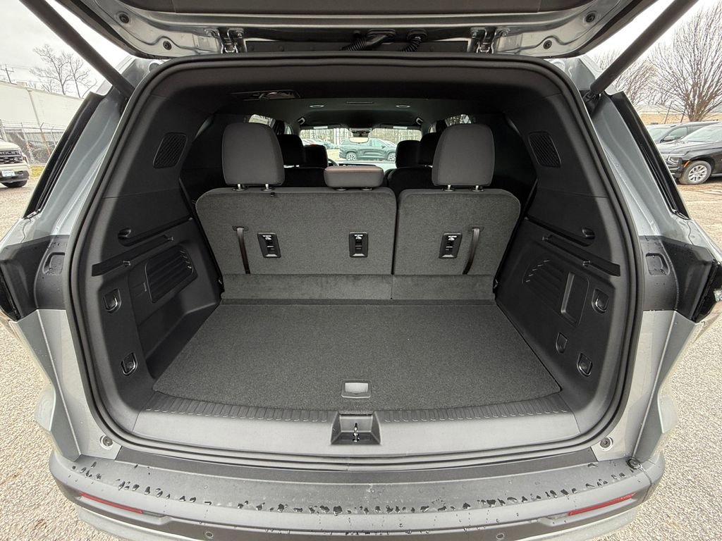New 2026 Chevrolet Traverse LT AWD/4WD image 26