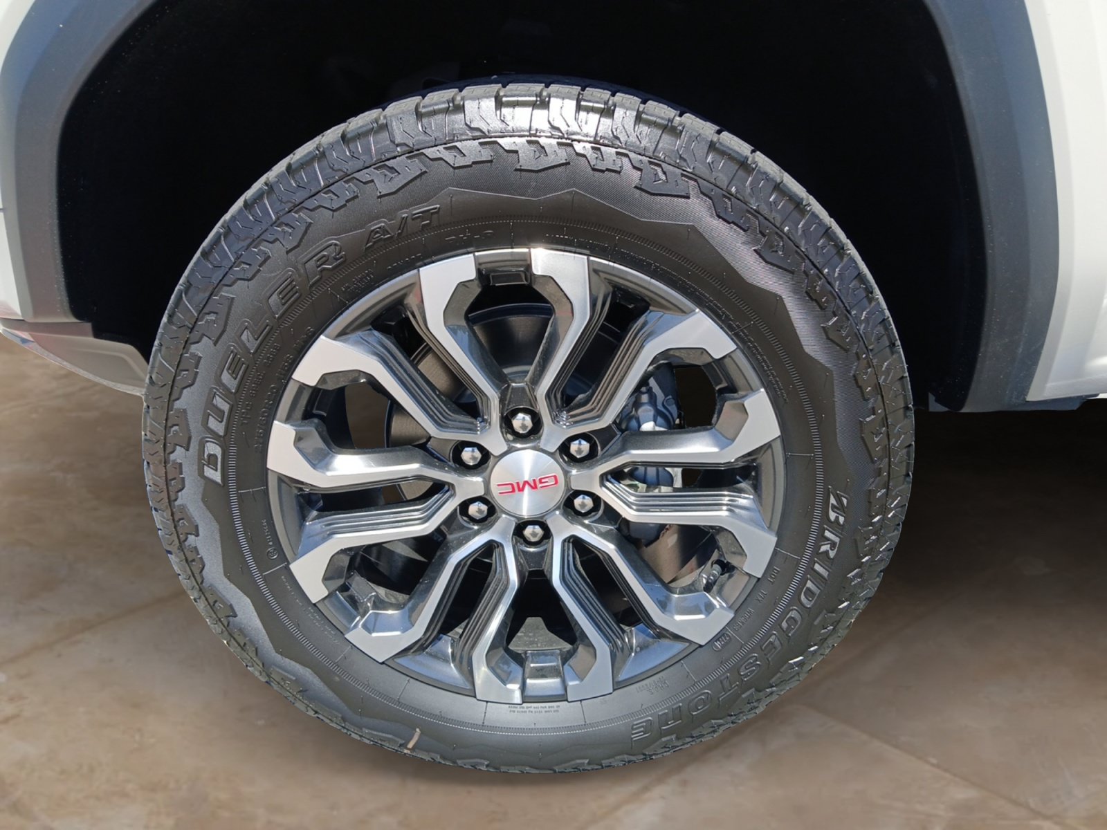 New 2026 GMC Canyon Denali AWD/4WD image 31