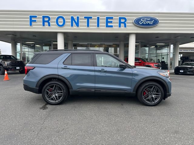 New 2025 Ford Explorer ST-Line w/ ST-Line Street Pack image 2