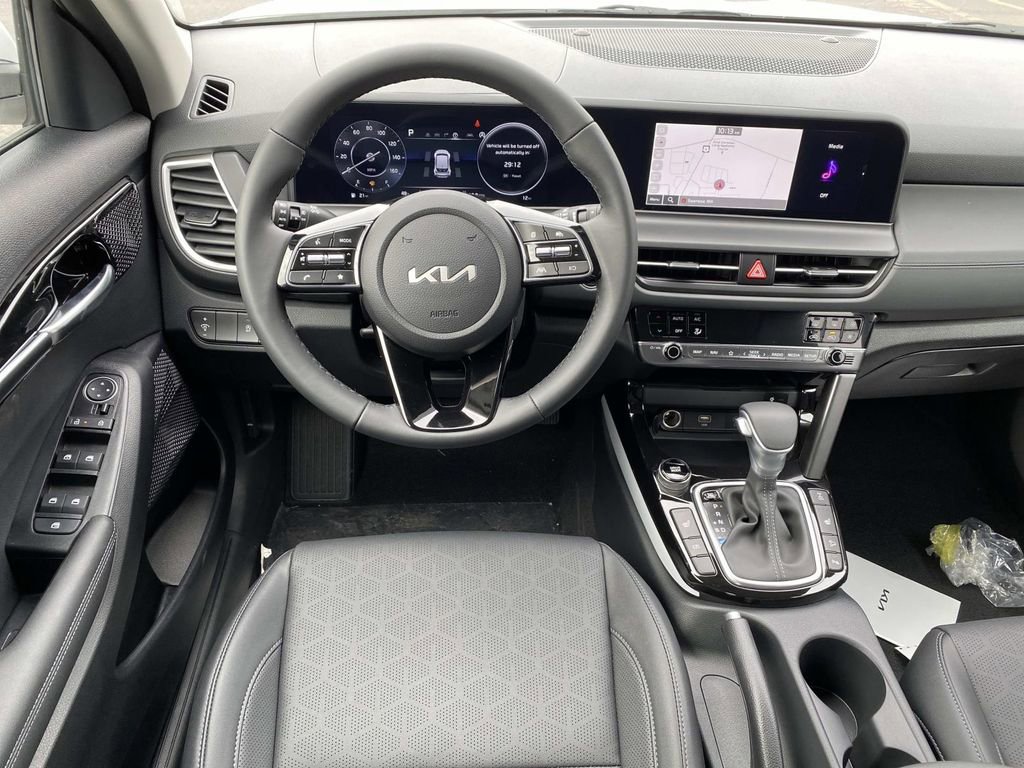 New 2026 Kia Seltos EX AWD/4WD image 8
