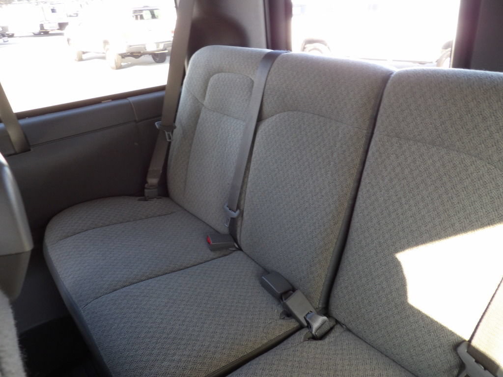 Used 2024 Chevrolet Express 3500 LS RWD image 37