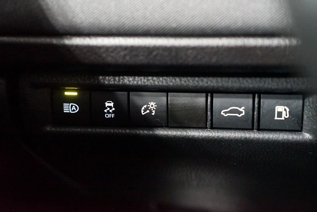 Certified 2025 Toyota Camry LE image 24