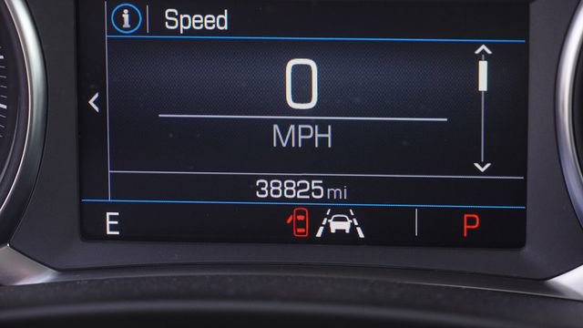 Used 2024 GMC Terrain SLE image 32