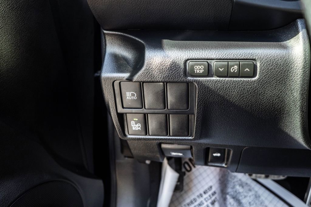Used 2019 Lexus IS 300 F Sport w/ F Sport Package image 18