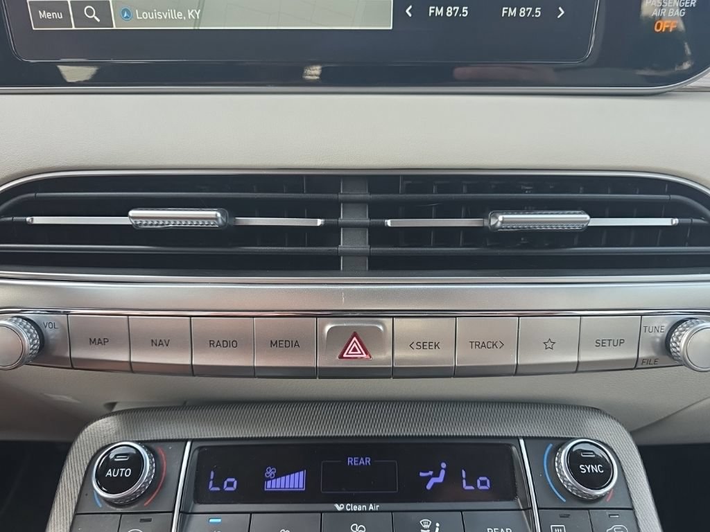 Used 2022 Hyundai Palisade SEL w/ Premium Package FWD image 23