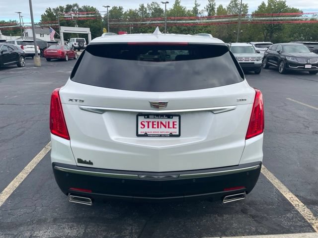 Used 2017 Cadillac XT5 Premium Luxury FWD image 7