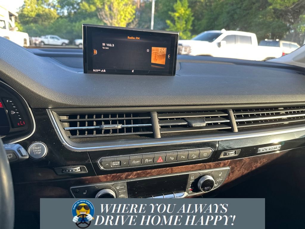 Used 2019 Audi Q7 3.0T Prestige w/ Prestige Package image 16