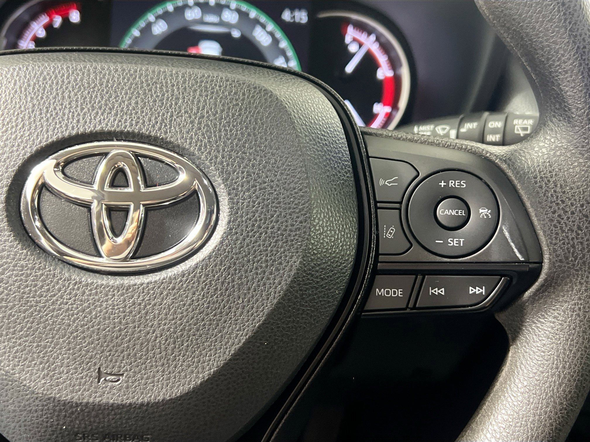 Used 2024 Toyota RAV4 XLE image 19