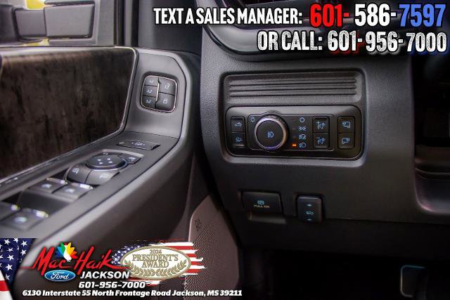 New 2026 Ford F250 Lariat w/ Black Appearance Package AWD/4WD image 28