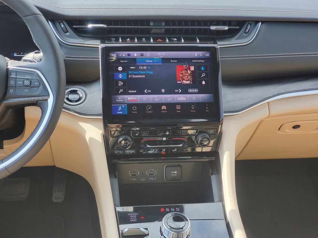 Used 2024 Jeep Grand Cherokee Limited image 34