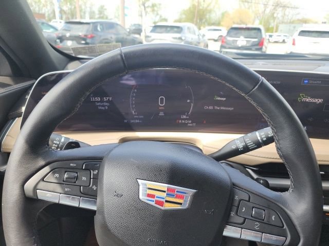 Used 2024 Cadillac XT4 Premium Luxury AWD/4WD image 17