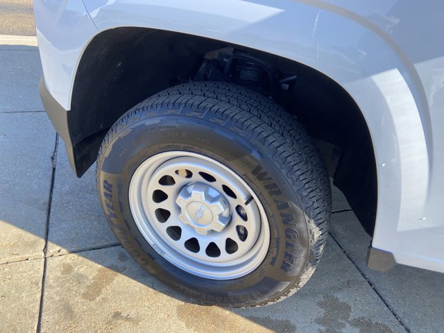 Used 2024 Chevrolet Colorado W/T image 24